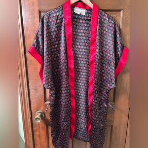 BODY DRAMA VTG 80s Red and Black Patterned Kimono Robe. Size L